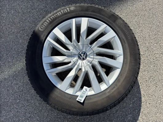 Bild eines VW Touareg R eHybrid TSI 4MOTION