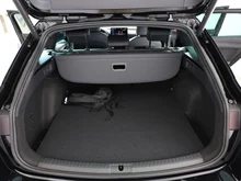 CUPRA Leon SP Kombi e-HYBRID 150/204 in Nacht-Schwarz Metallic