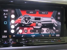 VW Multivan Business eHybrid 180 kW 4MOTION in Deepblack Perleffekt