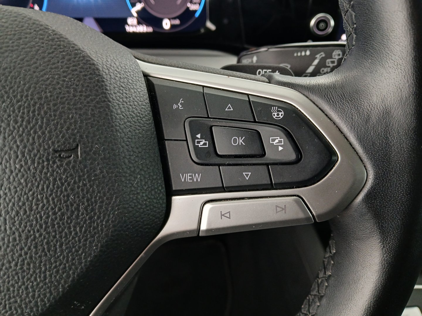 VW Golf Variant Life TDI DSG | Bild 17 von 33