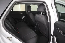 Audi Q2 35 TFSI intense in weiss - metallic
