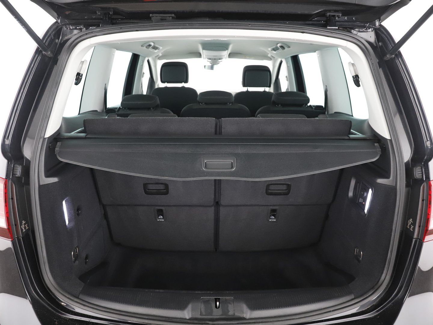 VW Sharan Business+ TSI DSG 7-Sitzer | Bild 10 von 14