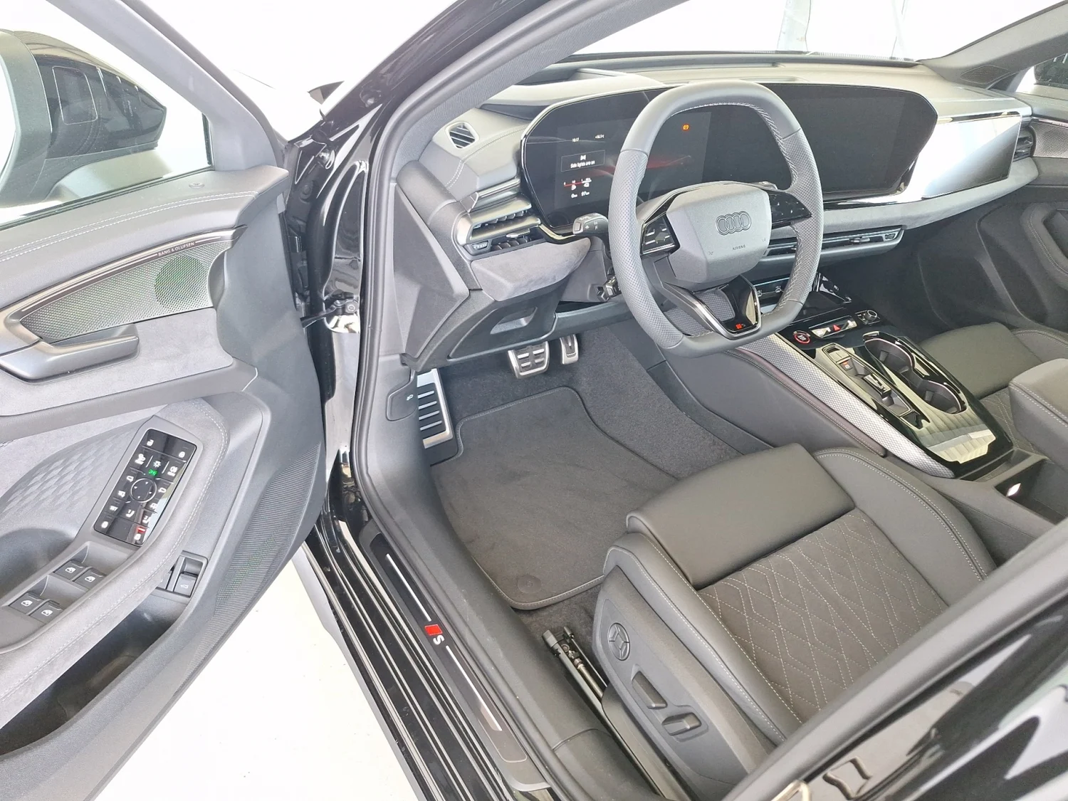 Bild eines Audi A5 Avant e-hybrid quattro 270 kW