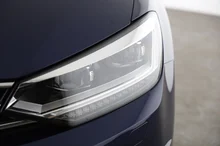 VW Touran Highline TSI DSG in ATLANTIK BLUE METALLIC