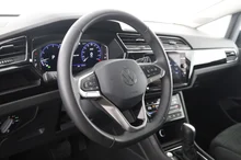 VW Touran Highline TSI DSG in ATLANTIK BLUE METALLIC