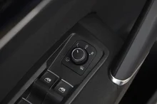 VW Touran Highline TSI DSG in ATLANTIK BLUE METALLIC