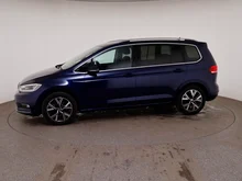 VW Touran Highline TSI DSG in ATLANTIK BLUE METALLIC