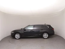 Škoda Superb Combi Selection TSI mHEV DSG in Ebony-Schwarz Metallic