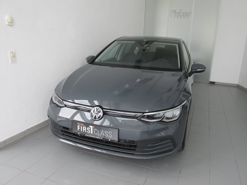 VW Golf Life TSI