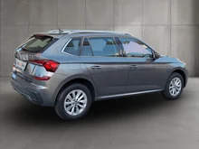 Škoda Kamiq Selection TSI DSG in Graphit-Grau Metallic