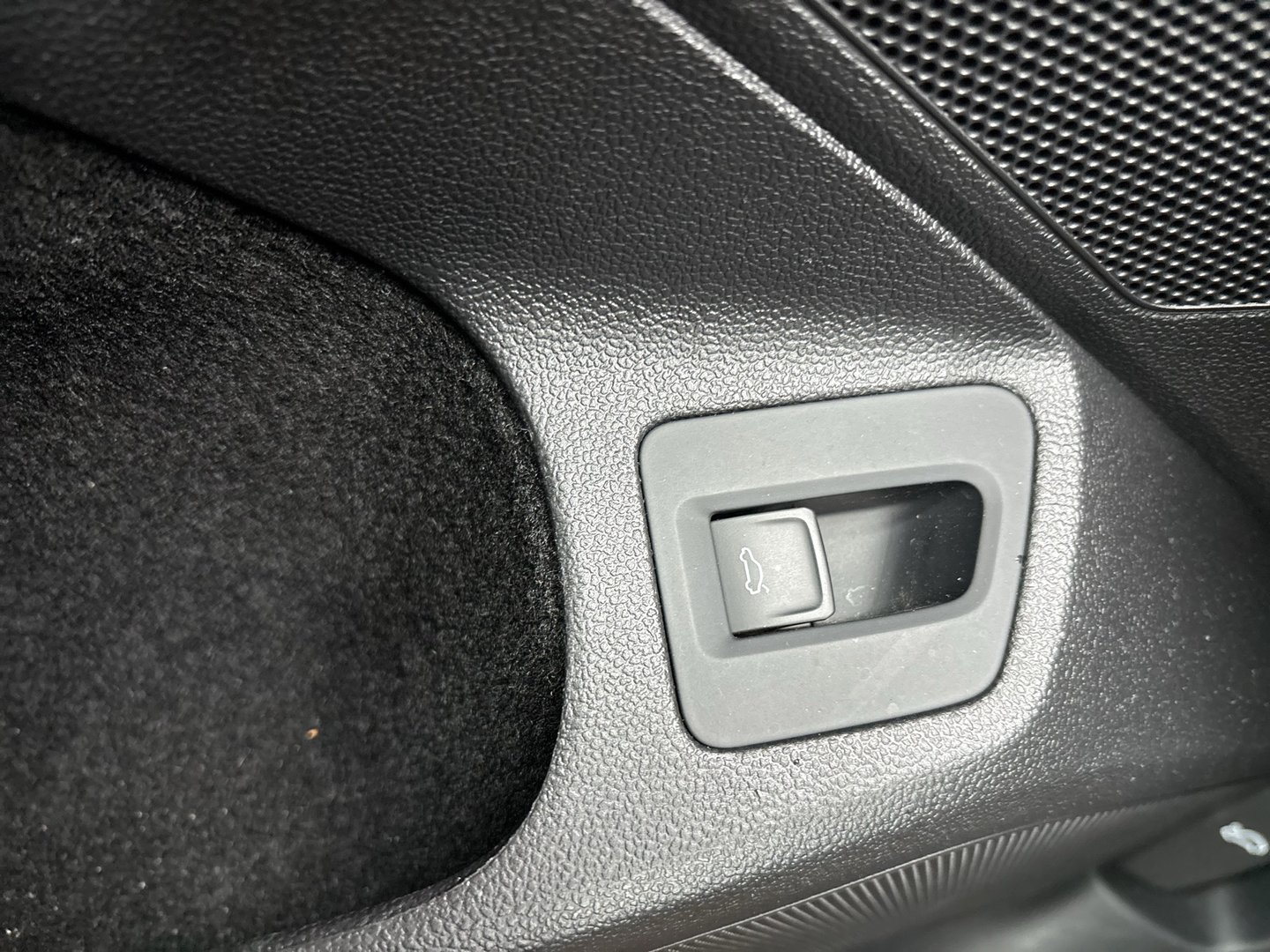 VW Passat Variant Business TDI DSG | Bild 9 von 24