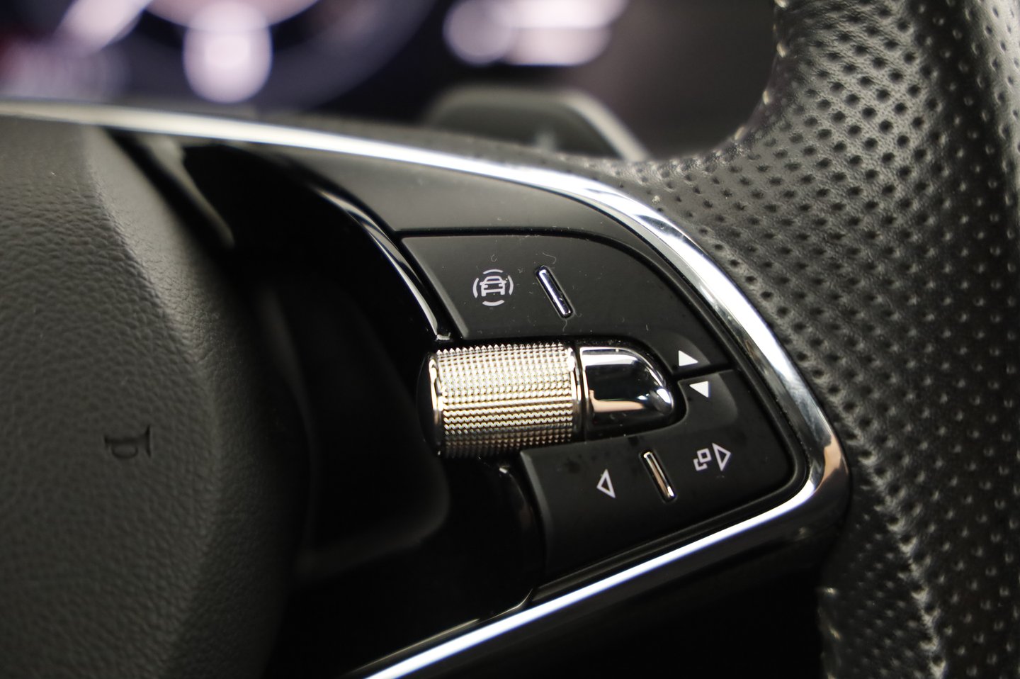 Škoda SUPERB Combi iV SPORTLINE DSG | Bild 14 von 27
