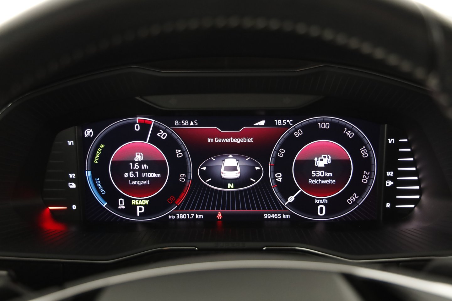 Škoda SUPERB Combi iV SPORTLINE DSG | Bild 12 von 27