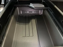 VW ID.7 Tourer GTX 4MOTION 250kW Business in Mondsteingrau Dach Schwarz
