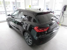 Thumbnail-Foto von Fahrzeug