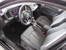 Thumbnail-Foto von Fahrzeug