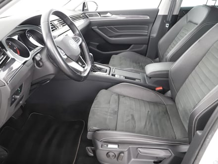VW Passat Variant Elegance TDI DSG