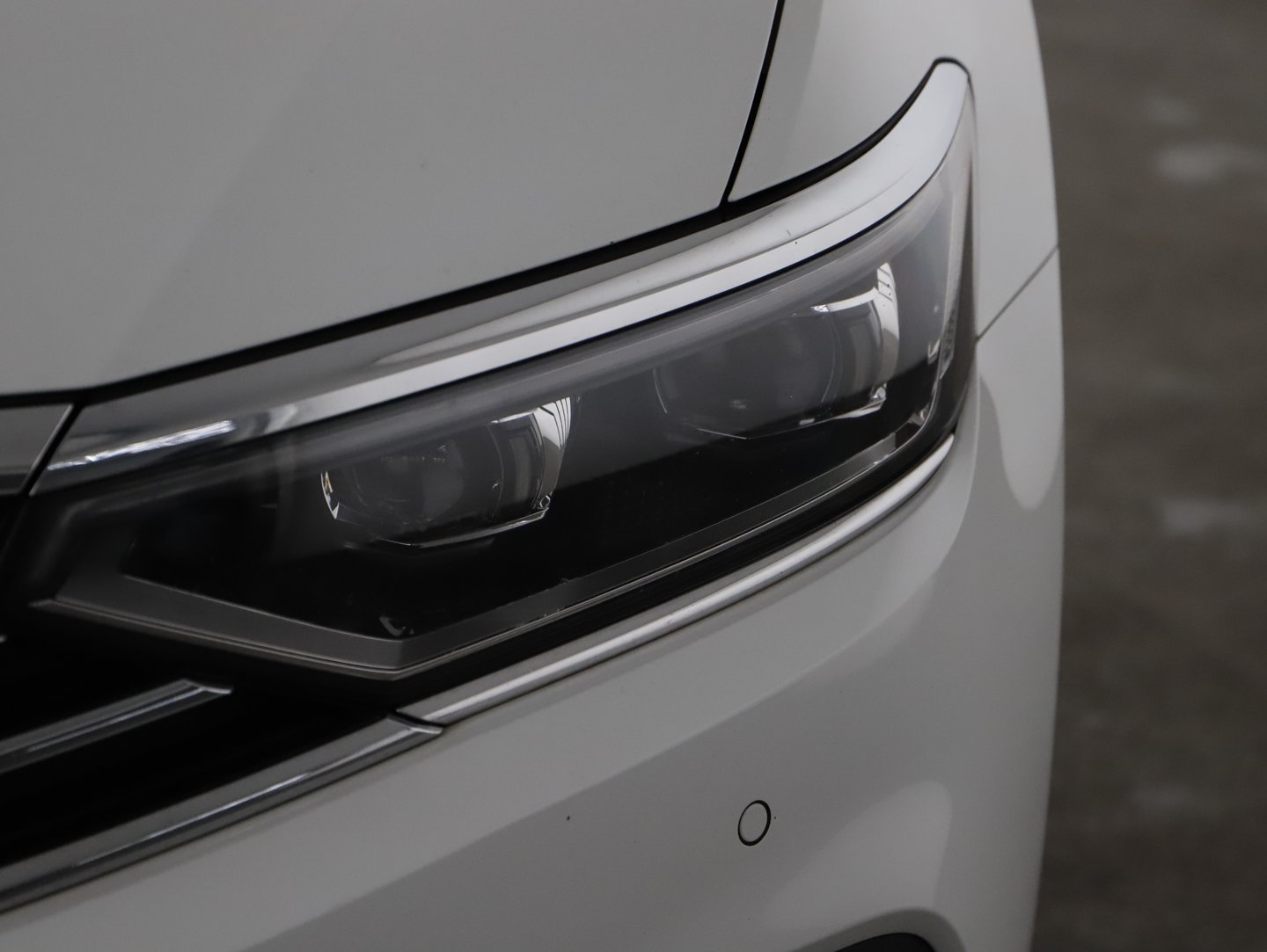 VW Passat Variant Elegance TDI DSG | Bild 23 von 26