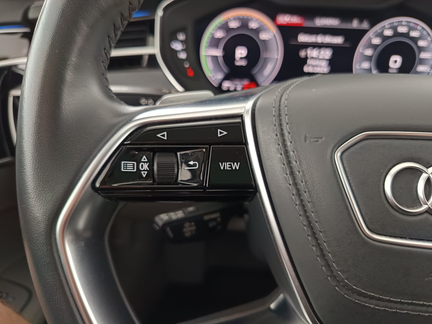 Audi A8 60 TFSI e quattro | Bild 18 von 40