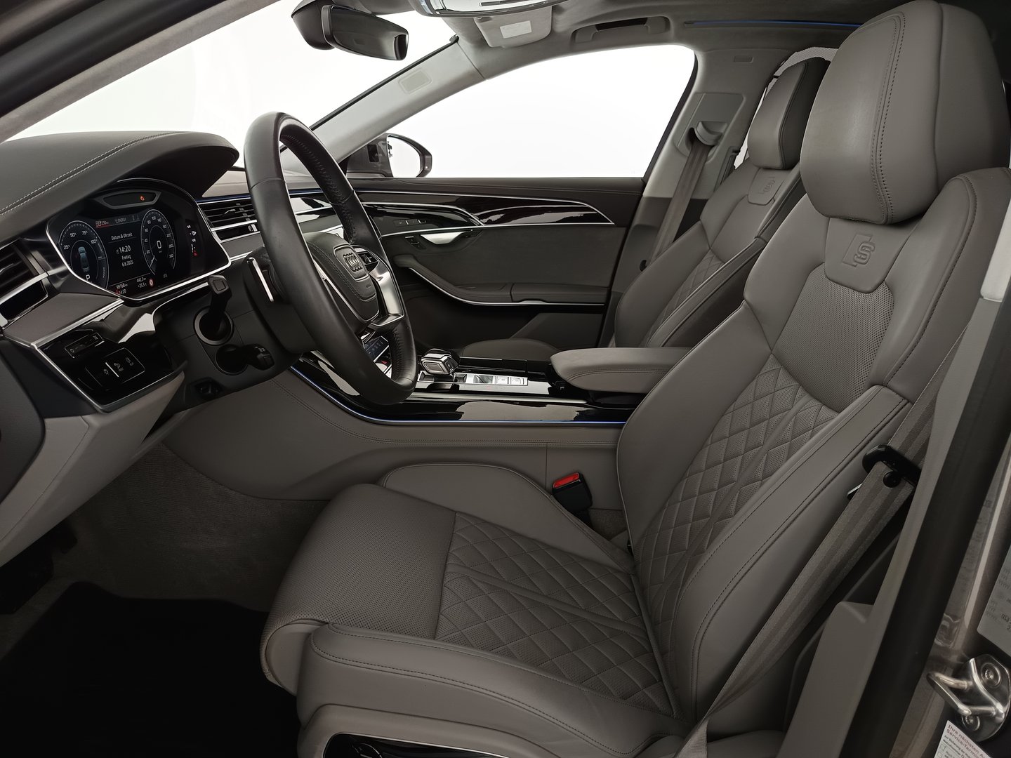 Audi A8 60 TFSI e quattro | Bild 14 von 40