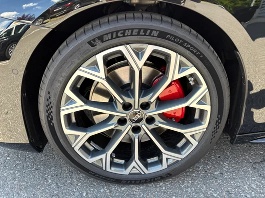 Bild eines Audi A6 Avant quattro TDI 150 kW