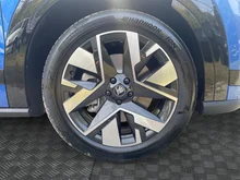 Škoda Peaq Selection 90 in Race-Blau Metallic