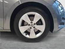 Škoda Superb Combi Style TDI DSG in 5X Graphit-Grau Metallic