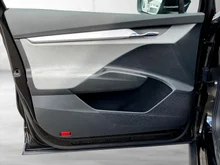 Škoda Enyaq 80 in Black-Magic Perleffekt