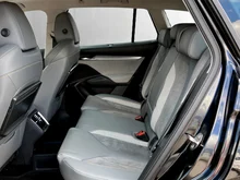 Škoda Enyaq 80 in Black-Magic Perleffekt
