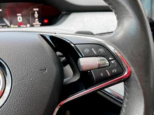 Škoda Enyaq 80 in Black-Magic Perleffekt