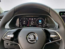 Škoda Octavia Combi Selection TSI mHEV DSG in Brillant-Silber Metallic