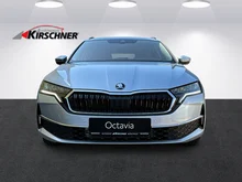 Škoda Octavia Combi Selection TSI mHEV DSG in Brillant-Silber Metallic