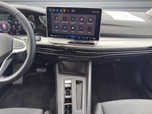 VW Golf Variant Business mHeV DSG in Oyster Silver Metallic