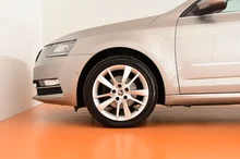 Thumbnail-Foto von Fahrzeug