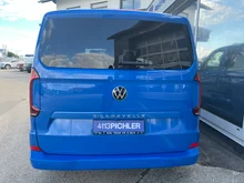 VW Caravelle e-Transporter Caravelle Life KR in Mid Blue Metallic
