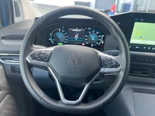 VW Caravelle e-Transporter Caravelle Life KR in Mid Blue Metallic