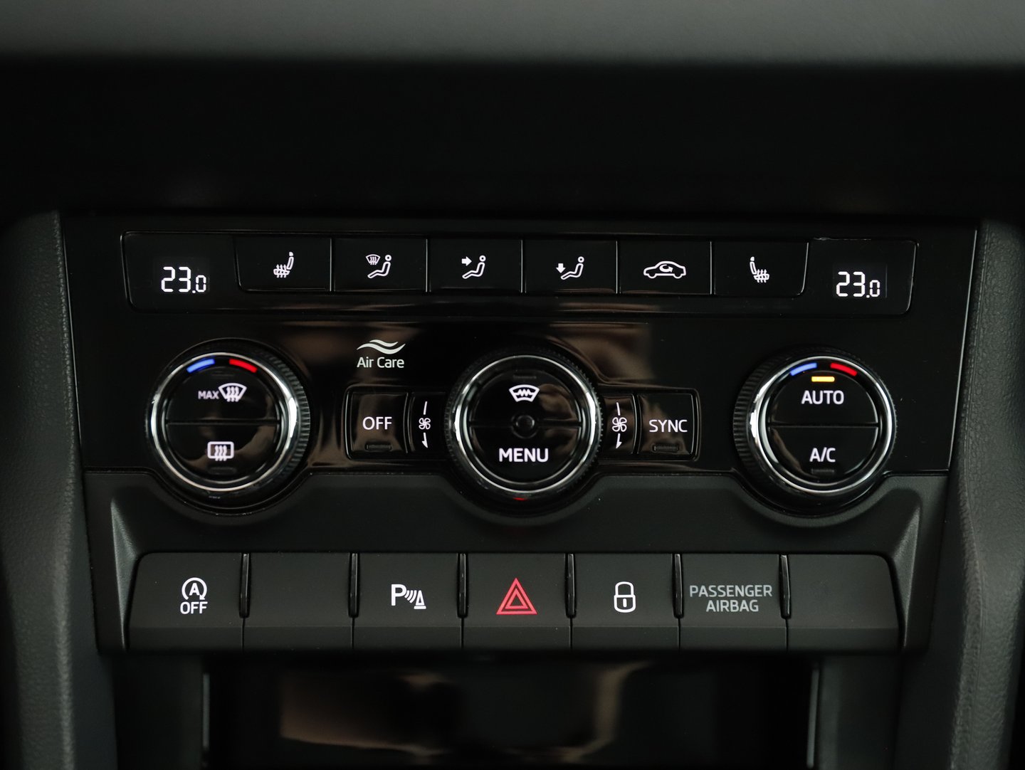 Škoda Karoq Ambition TDI | Bild 20 von 30