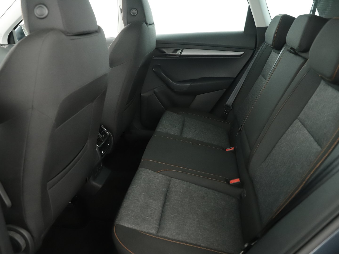 Škoda Karoq Ambition TDI | Bild 12 von 30