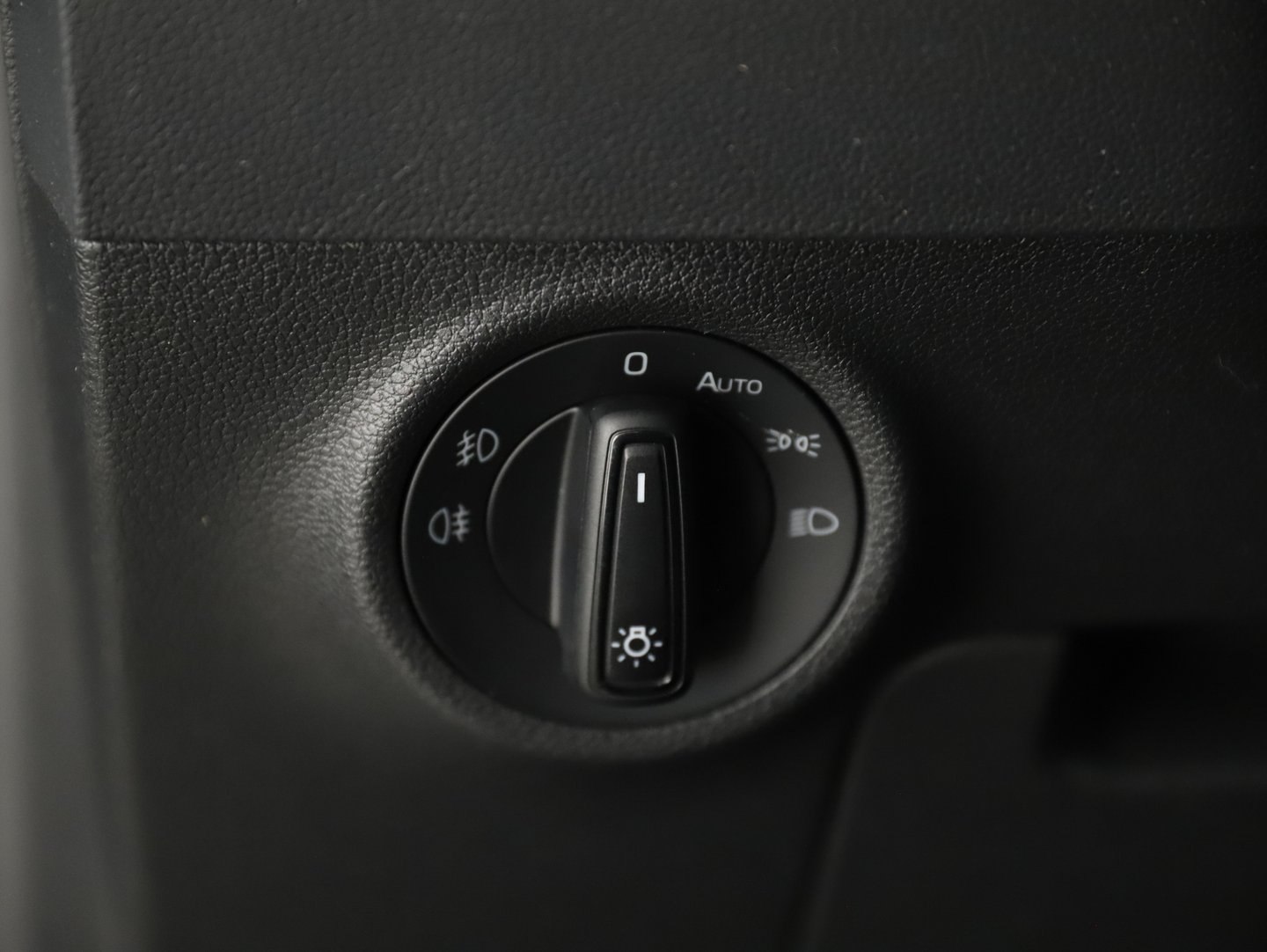 Škoda Karoq Ambition TDI | Bild 23 von 30