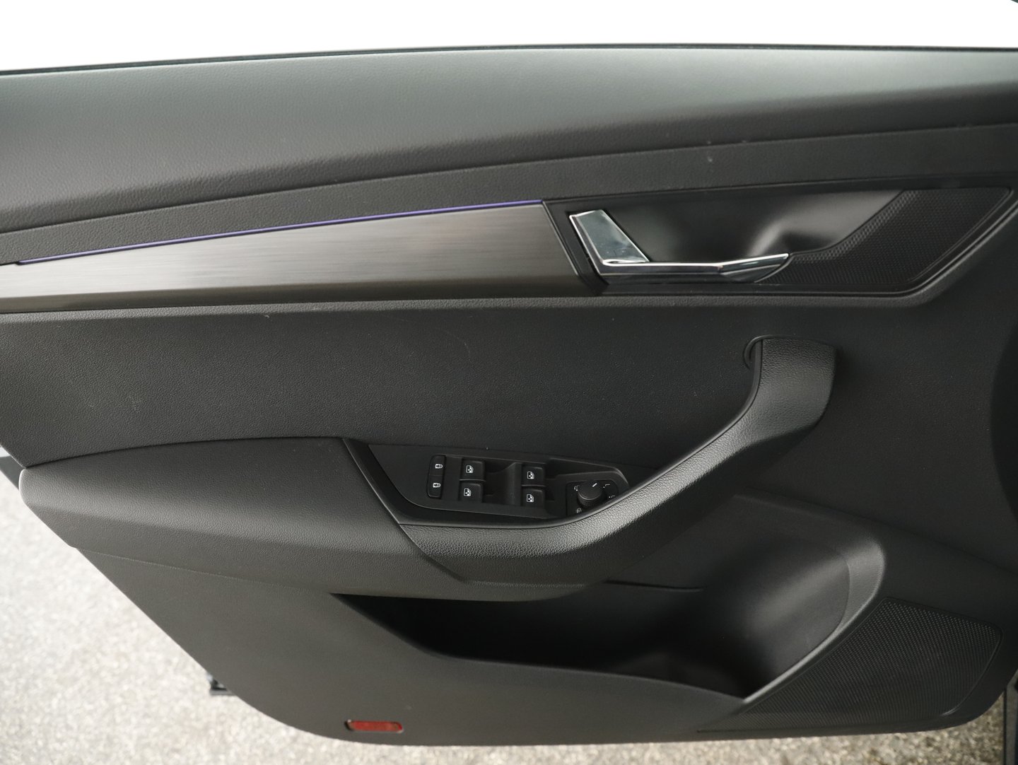 Škoda Karoq Ambition TDI | Bild 24 von 30