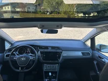VW Touran Sky TDI SCR DSG 5-Sitzer in Pure White