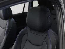 VW Tiguan Sport eHybrid DSG 150 kW in Oryxweiß Perlmutteffekt