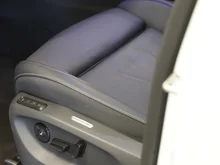 VW Tiguan Sport eHybrid DSG 150 kW in Oryxweiß Perlmutteffekt