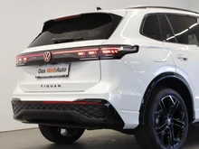 VW Tiguan Sport eHybrid DSG 150 kW in Oryxweiß Perlmutteffekt