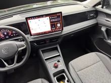 VW Tiguan Friends eTSI DSG in Grenadillschwarz Metallic
