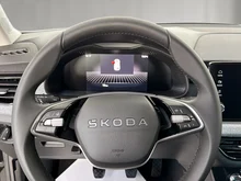 Škoda Kamiq Selection TSI in Black-Magic Perleffekt