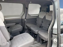 VW Multivan Edition eHybrid 180 kW 4MOTION in Indiumgrau Metallic/Dach Deepblack