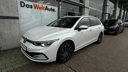 VW Golf VIII Variant Life