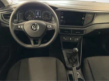 VW Polo in Deep Black Perleffekt