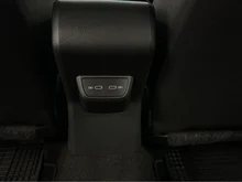 VW Polo in Deep Black Perleffekt